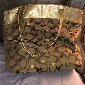 Authentic Rare Poppy Heart Coach Purse